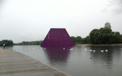 The Mastaba – schwimmende Poesie im Hyde Park